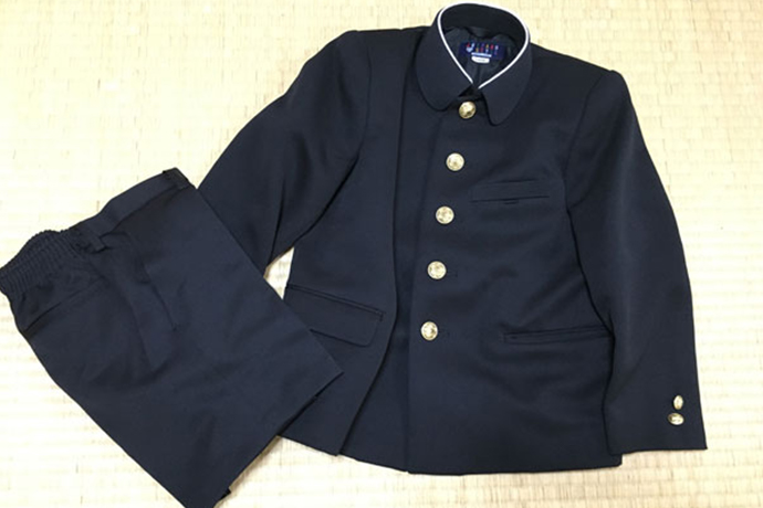 「制服のリユース」事業03